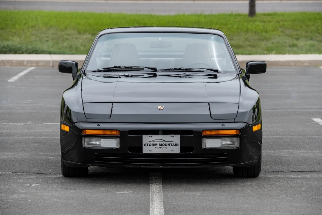 1986 Porsche 944 Turbo - Image 4 of 31
