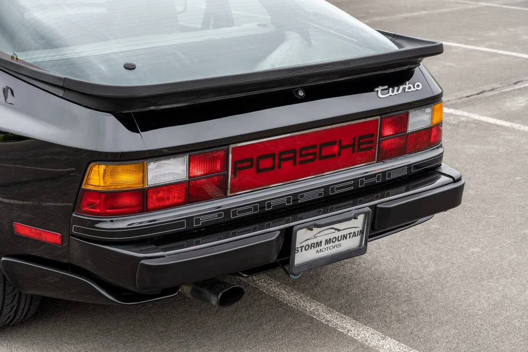 1986 Porsche 944 Turbo - Image 30 of 31