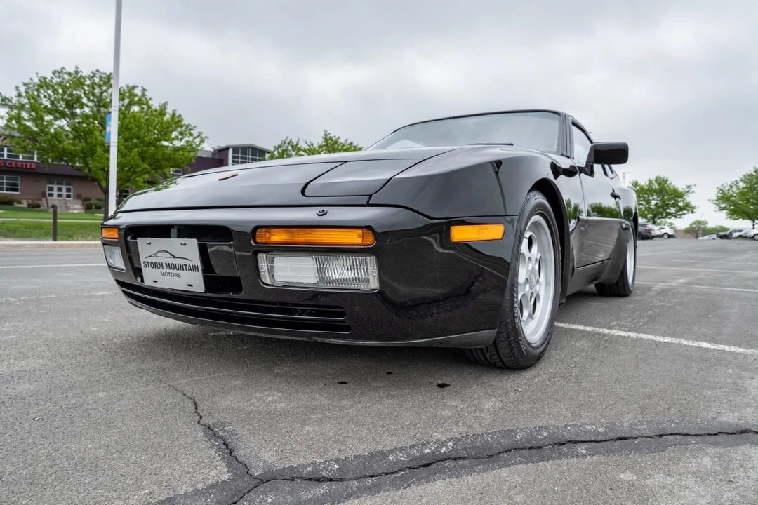 1986 Porsche 944 Turbo - Image 3 of 31