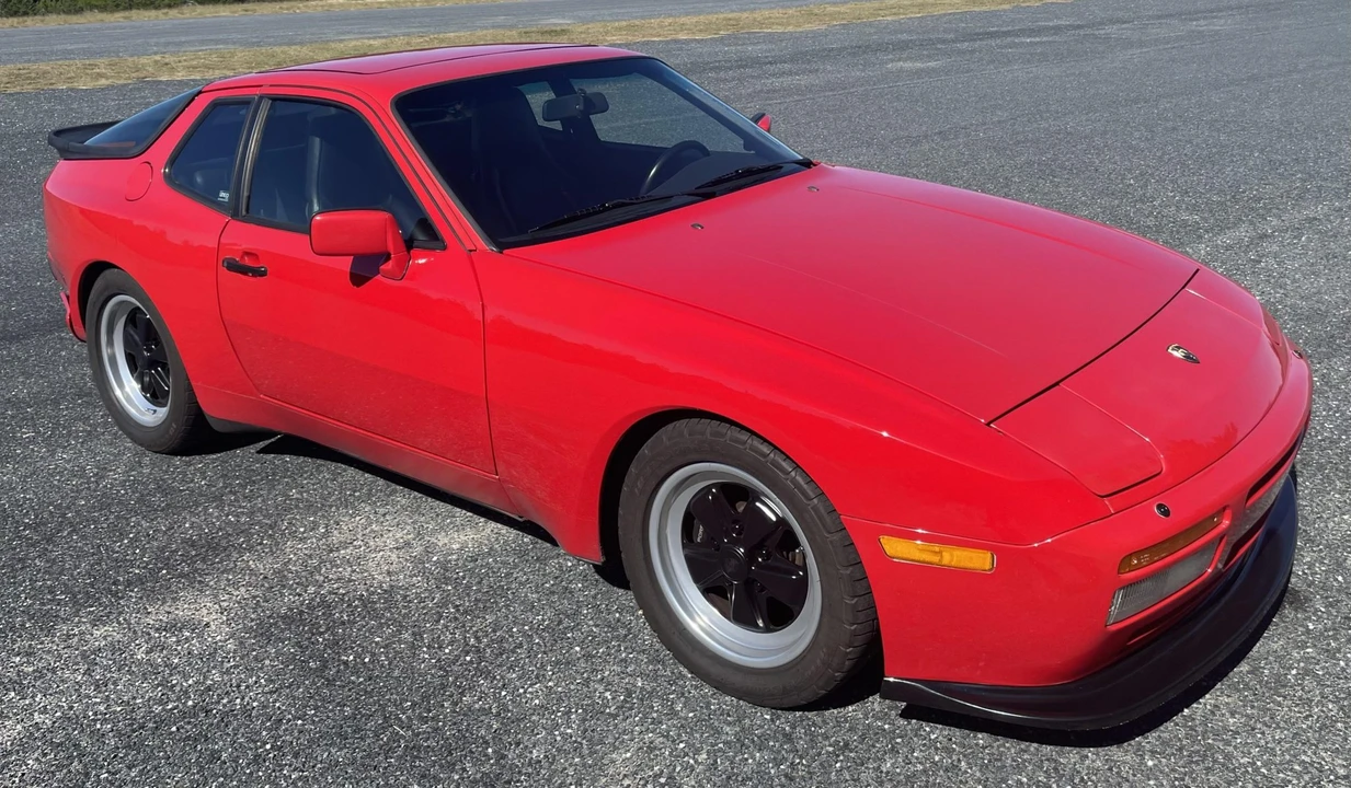 1986 Porsche 944 Turbo - Image 30 of 31