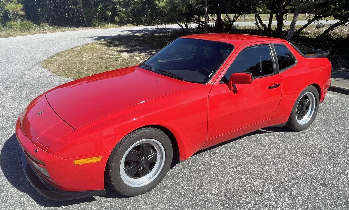 1986 Porsche 944 Turbo - Image 8 of 31