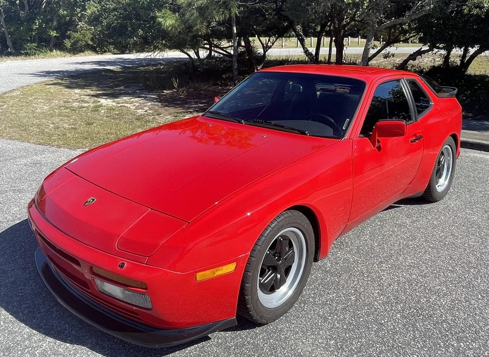 1986 Porsche 944 Turbo - Image 12 of 31