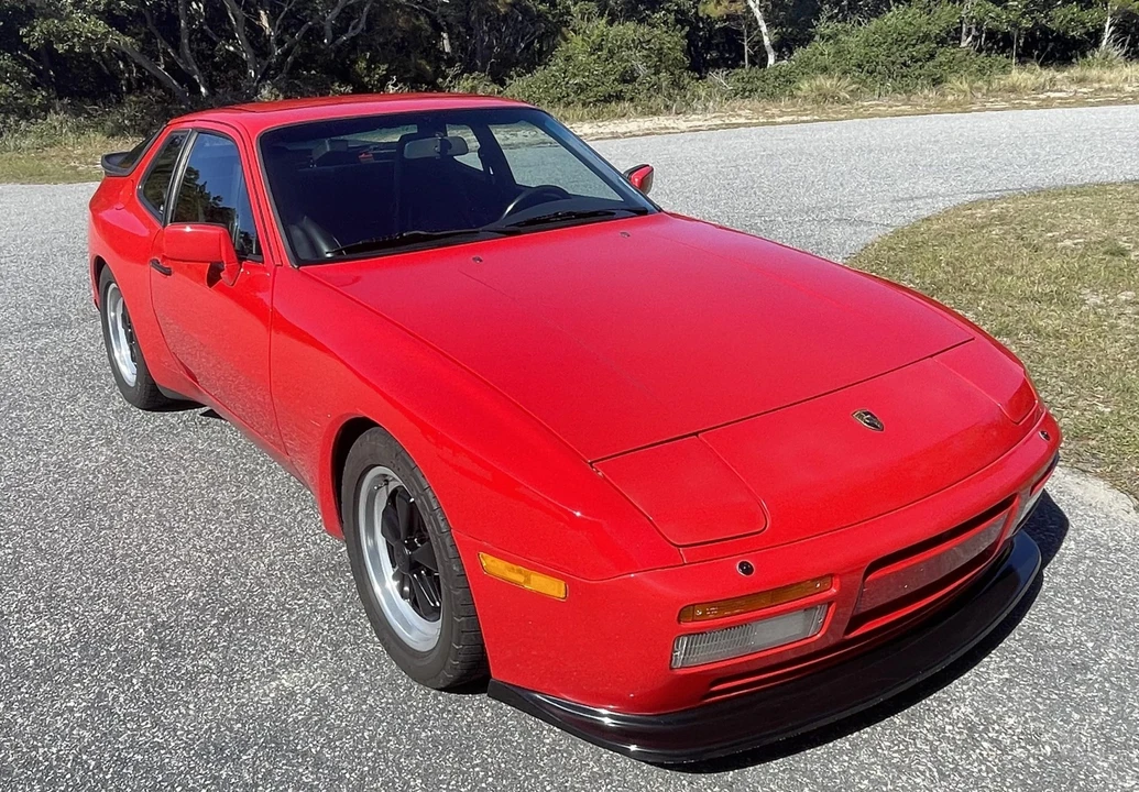 1986 Porsche 944 Turbo - Image 26 of 31