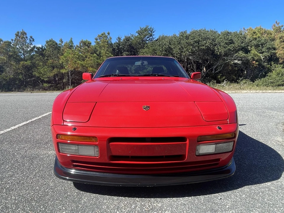 1986 Porsche 944 Turbo - Image 15 of 31