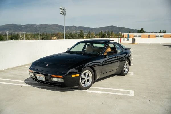 1986 Porsche 944 Turbo - Image 7 of 17