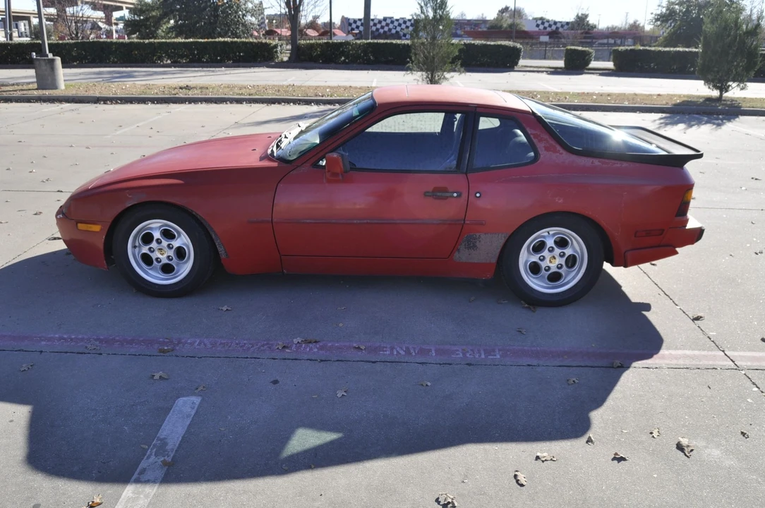 1986 Porsche 944 Turbo - Image 5 of 13