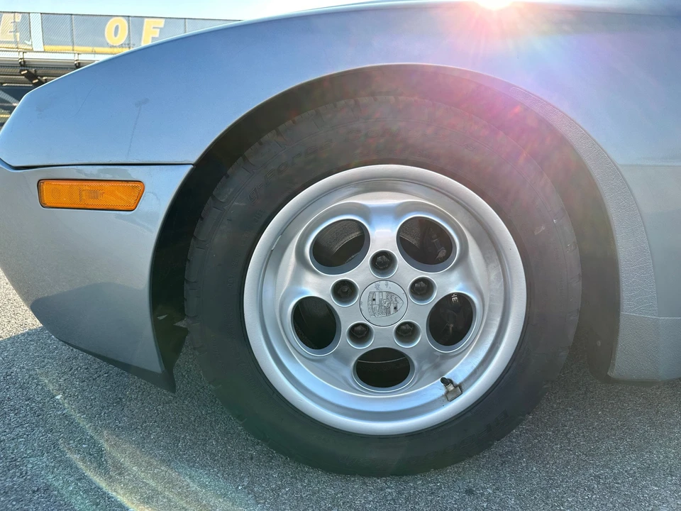1986 Porsche 944 Turbo - Image 8 of 21