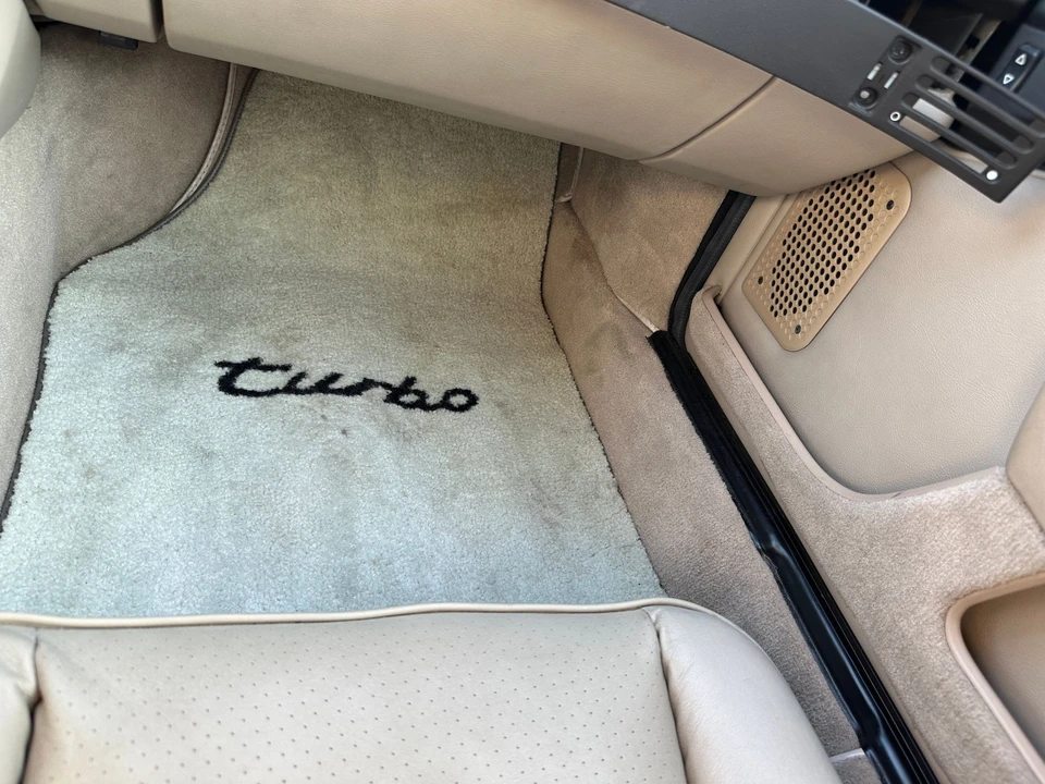 1986 Porsche 944 Turbo - Image 17 of 21