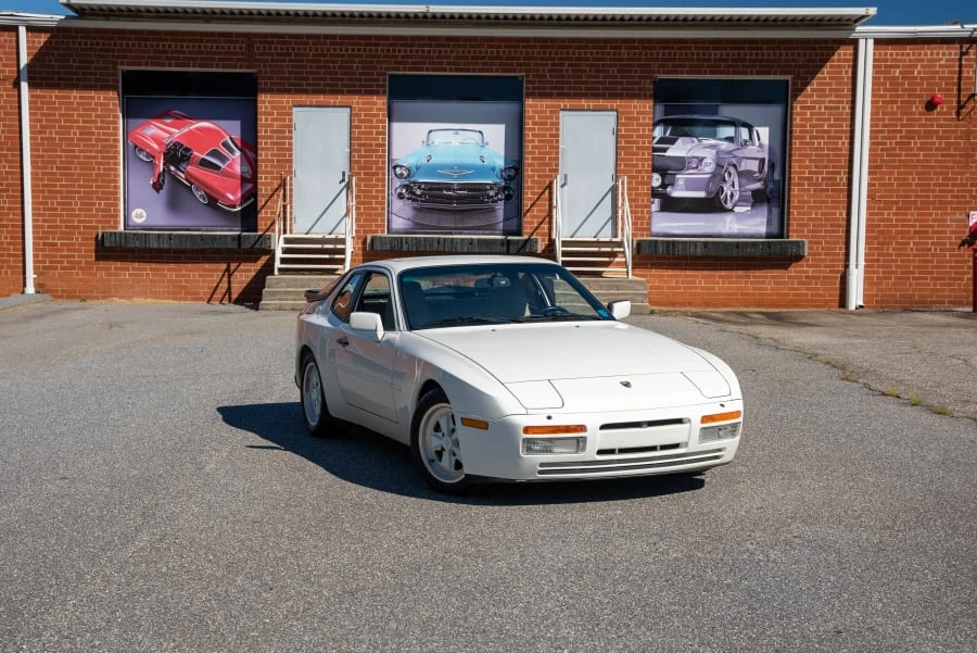 1986 Porsche 944 Turbo - Image 22 of 31