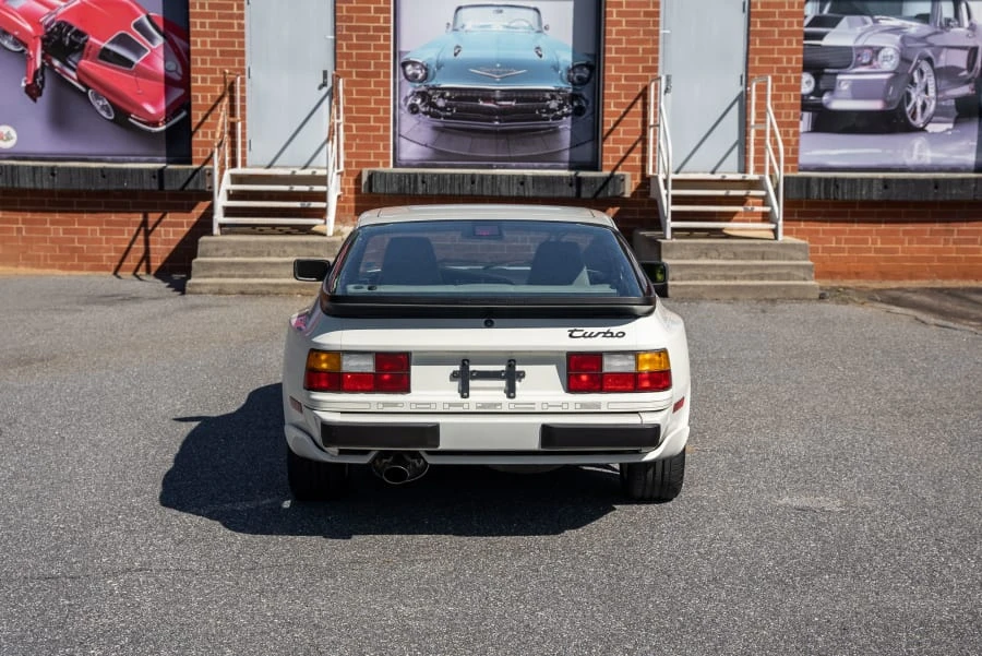 1986 Porsche 944 Turbo - Image 5 of 31