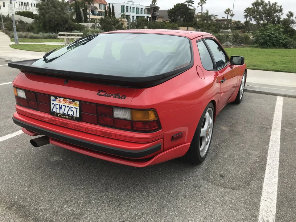 1986 Porsche 944 Turbo - Image 9 of 31