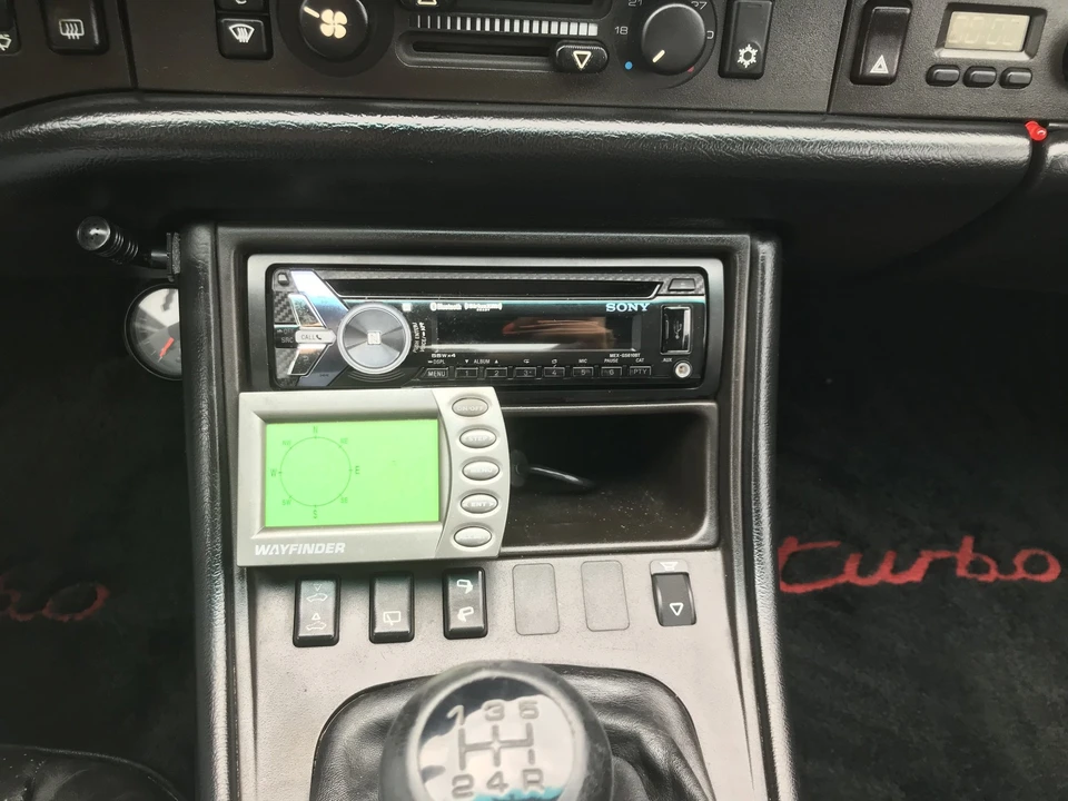 1986 Porsche 944 Turbo - Image 26 of 31