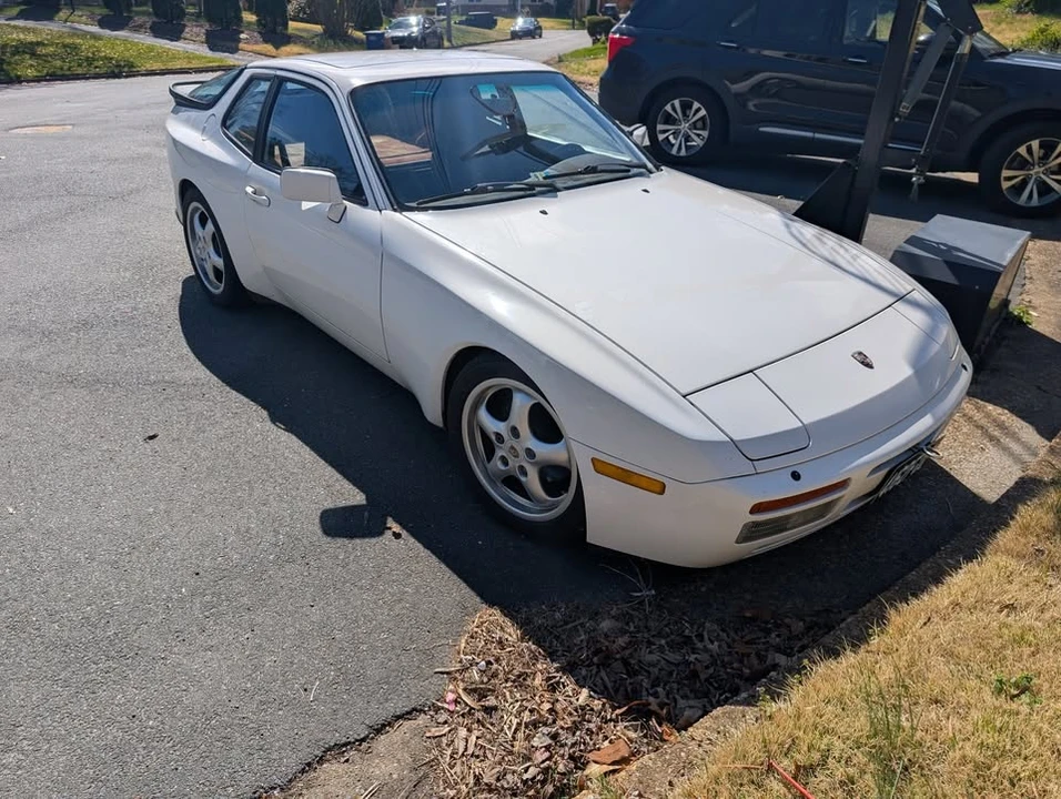 1986 Porsche 944 Turbo - Image 2 of 5