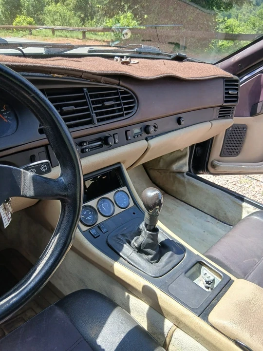 1986 Porsche 944 Turbo - Image 27 of 31