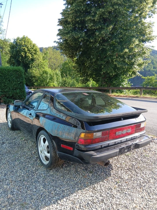 1986 Porsche 944 Turbo - Image 8 of 31