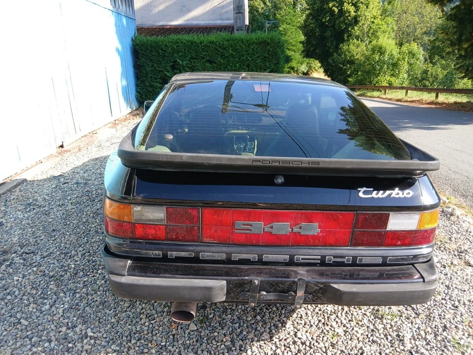 1986 Porsche 944 Turbo - Image 10 of 31