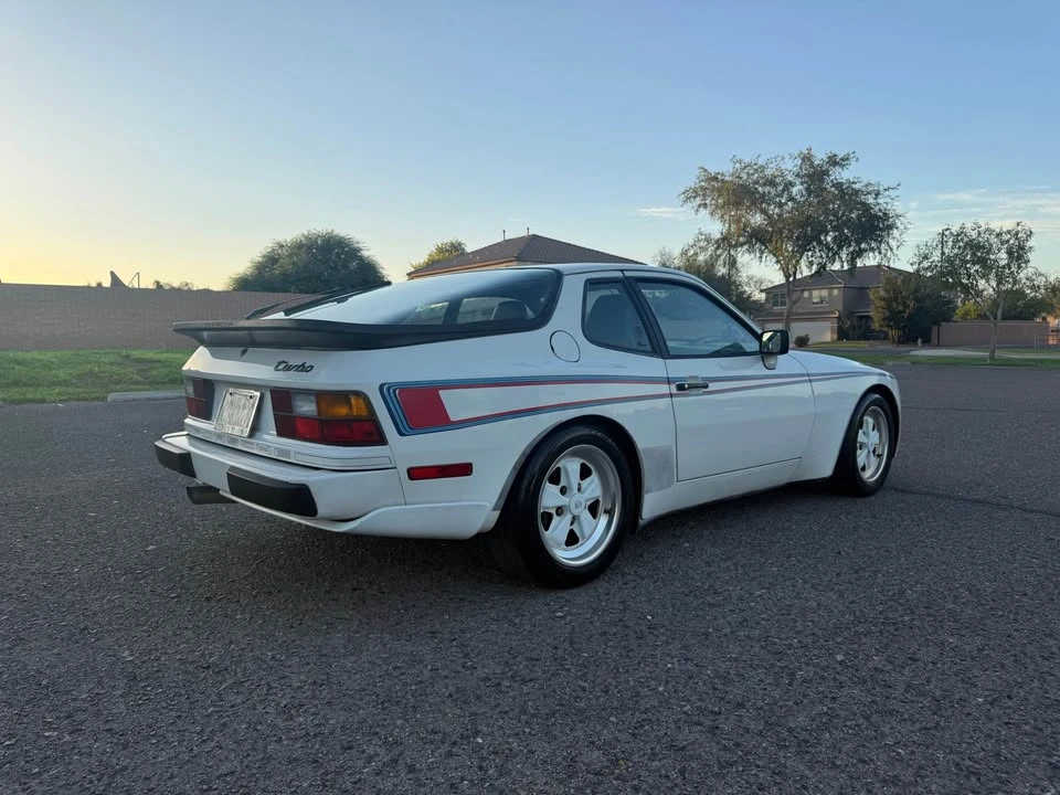1986 Porsche 944 Turbo - Image 5 of 15