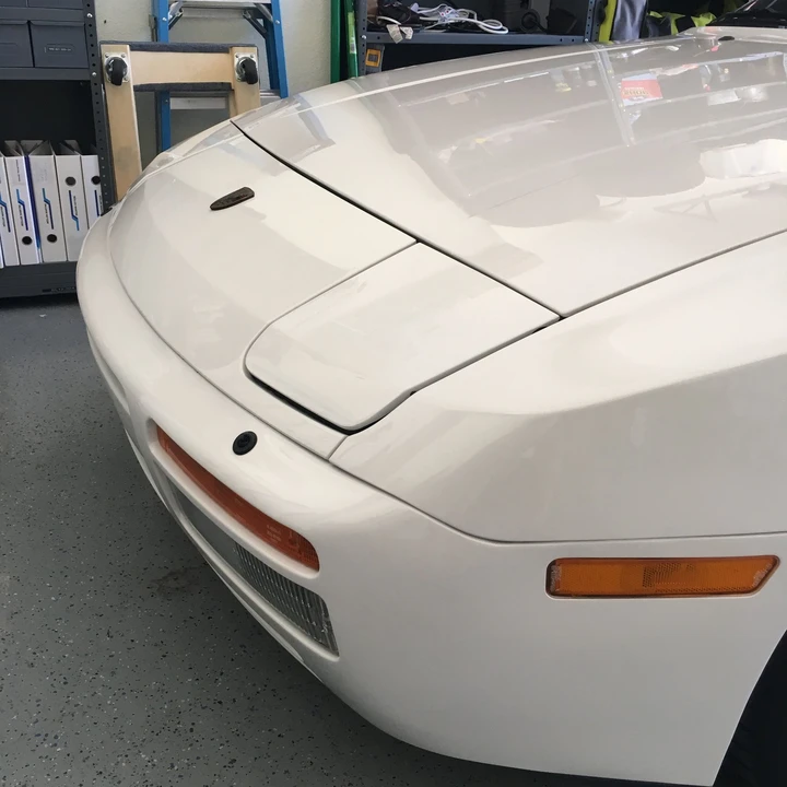 1986 Porsche 944 Turbo - Image 9 of 31