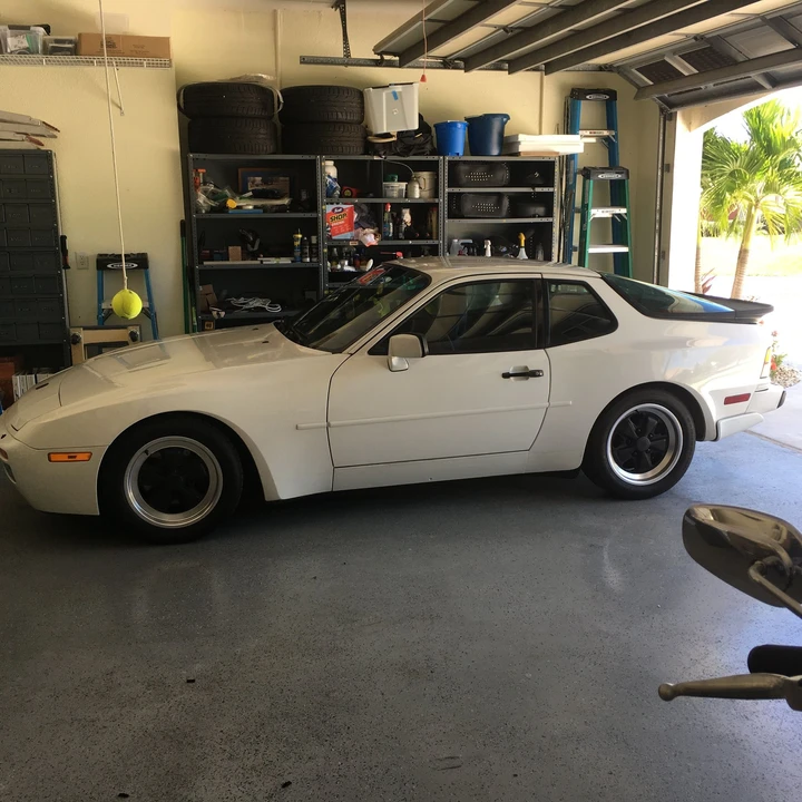 1986 Porsche 944 Turbo - Image 12 of 31