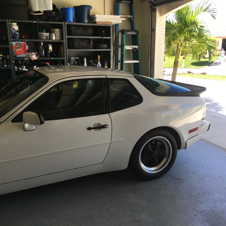 1986 Porsche 944 Turbo - Image 14 of 31