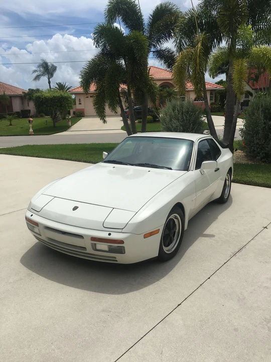 1986 Porsche 944 Turbo - Image 2 of 31