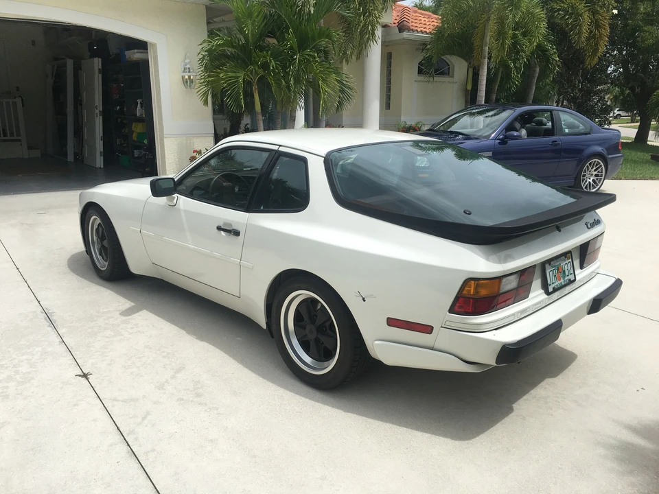 1986 Porsche 944 Turbo - Image 3 of 31