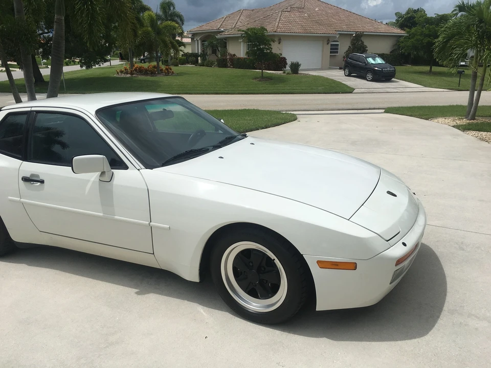 1986 Porsche 944 Turbo - Image 7 of 31