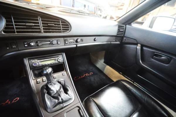 1986 Porsche 944 Turbo - Image 12 of 21