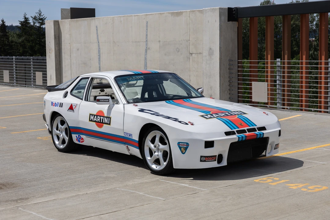 1986 Porsche 944 Turbo - Image 13 of 31