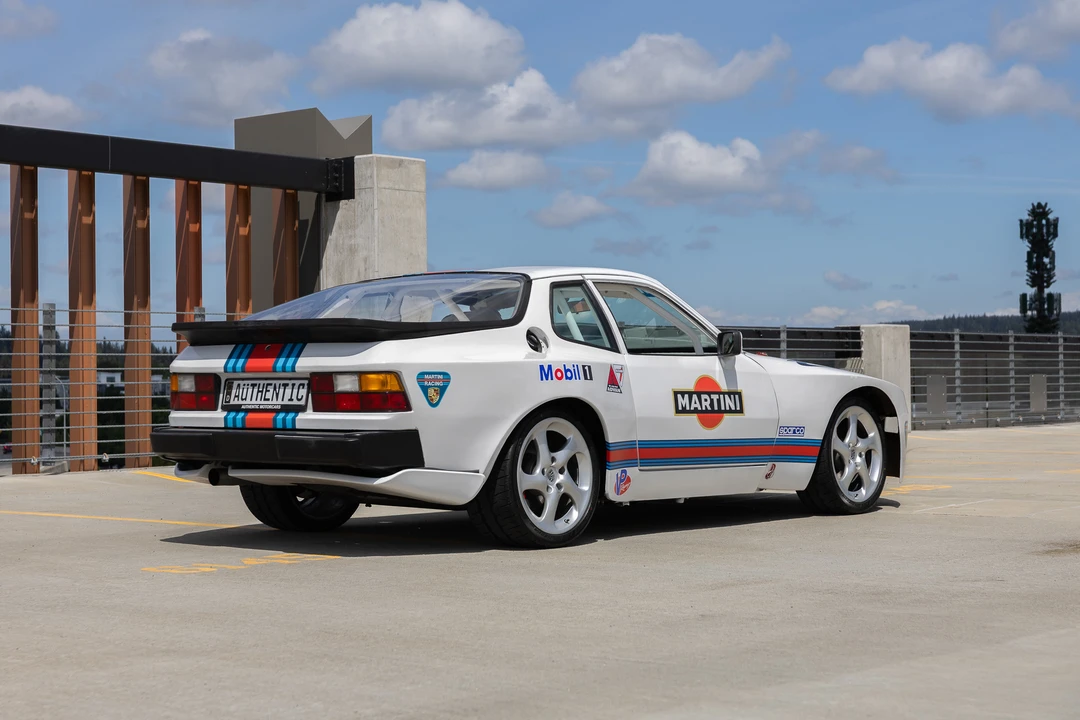 1986 Porsche 944 Turbo - Image 17 of 31