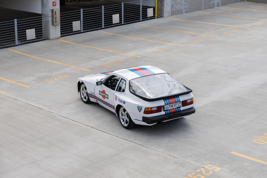 1986 Porsche 944 Turbo - Image 9 of 31