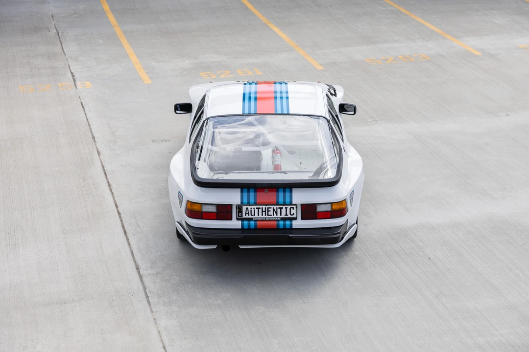 1986 Porsche 944 Turbo - Image 8 of 31
