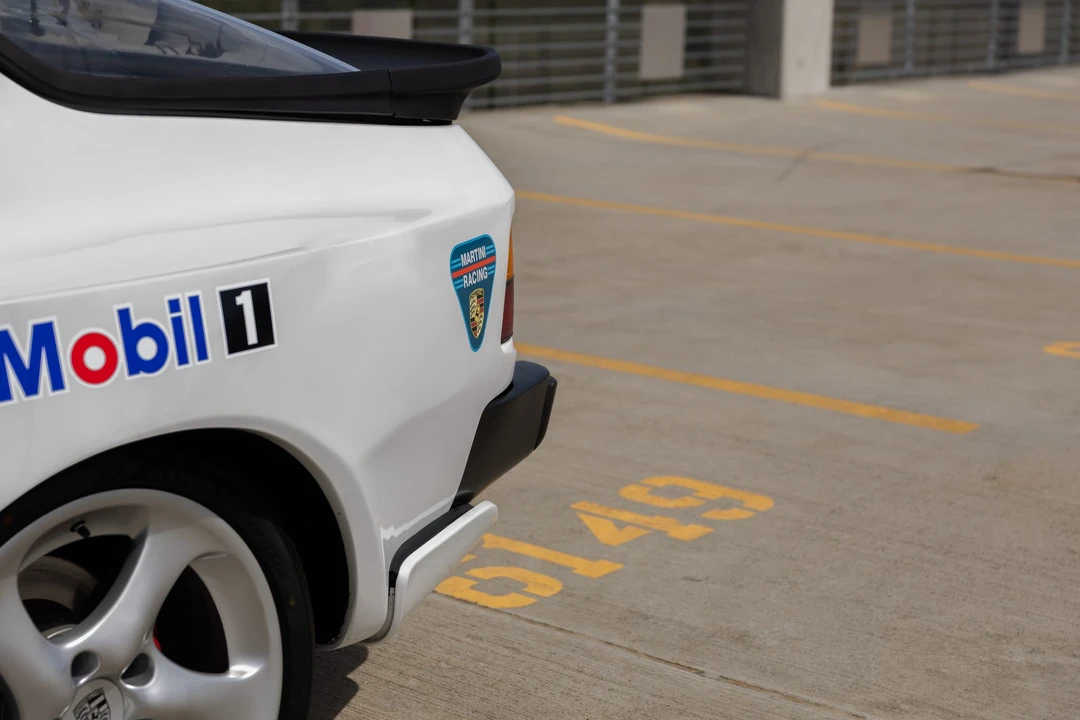 1986 Porsche 944 Turbo - Image 30 of 31