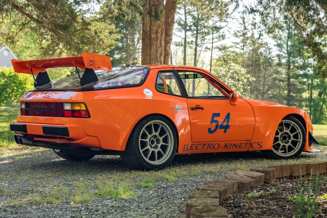 1986 Porsche 944 Turbo - Image 6 of 31