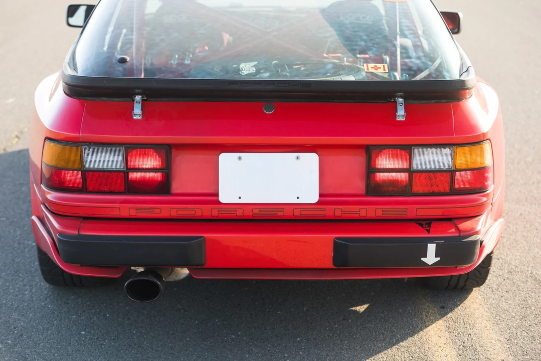 1986 Porsche 944 Turbo - Image 10 of 31