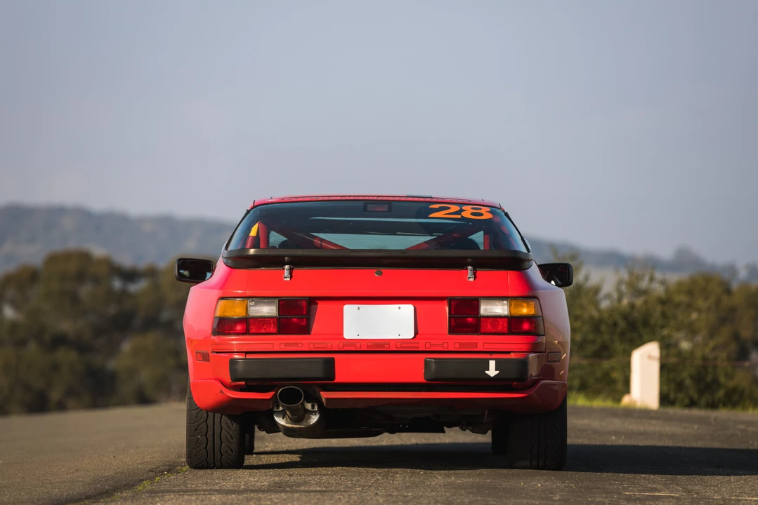 1986 Porsche 944 Turbo - Image 6 of 31