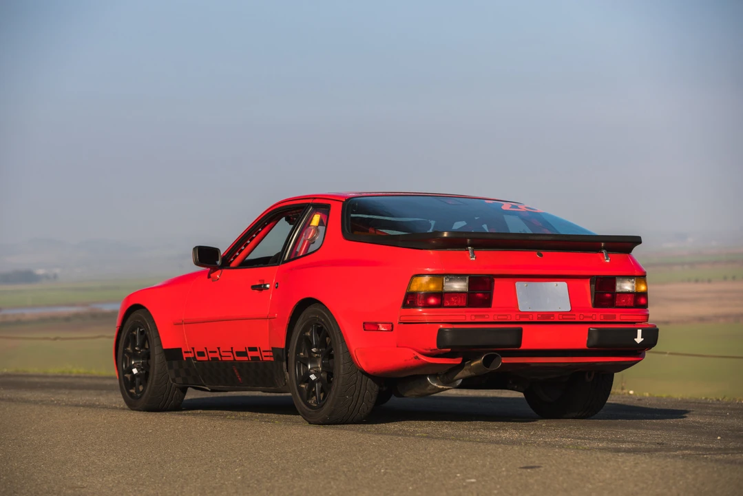 1986 Porsche 944 Turbo - Image 7 of 31