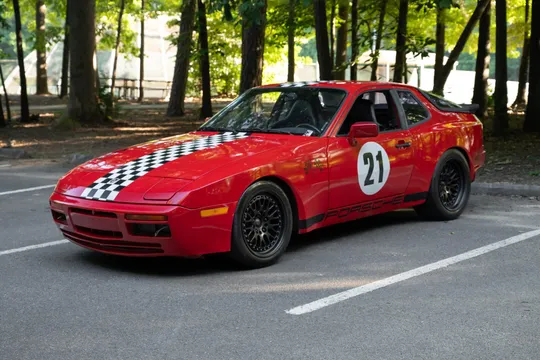 1986 Porsche 944 Turbo - Image 2 of 31