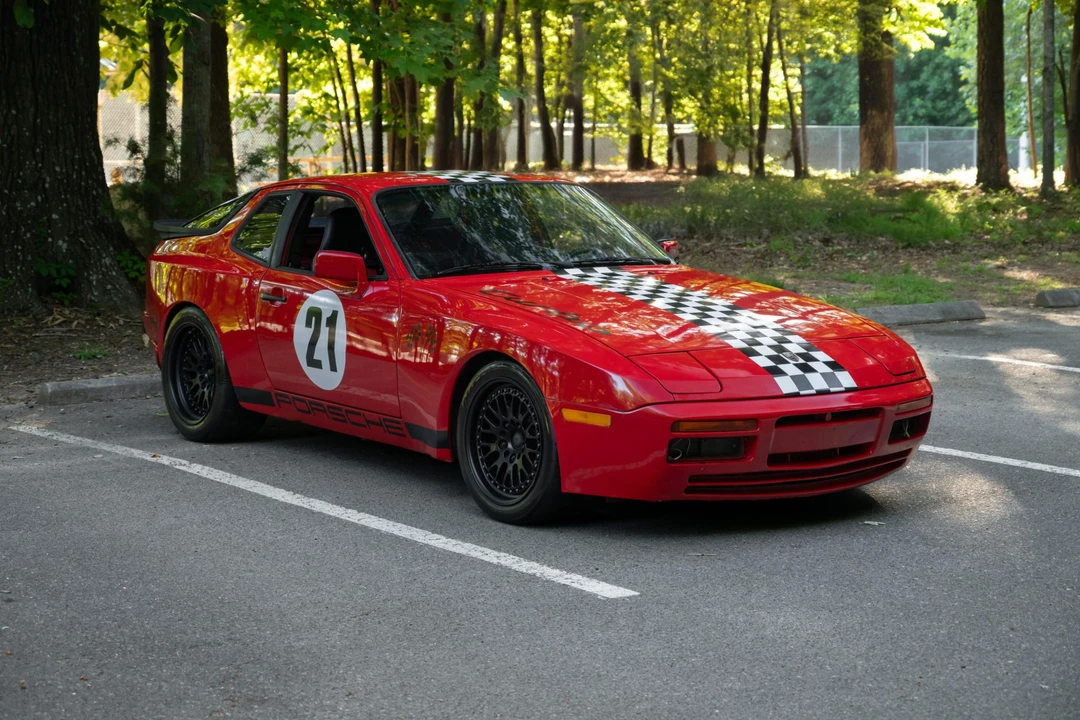 1986 Porsche 944 Turbo - Image 14 of 31