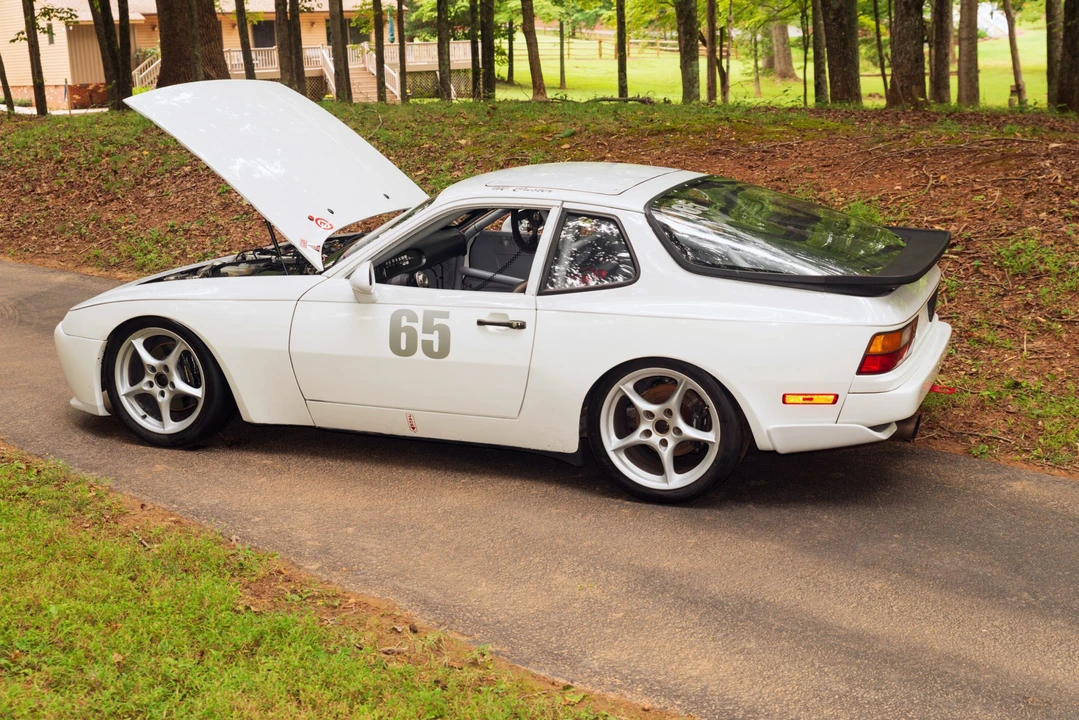 1986 Porsche 944 Turbo - Image 5 of 31