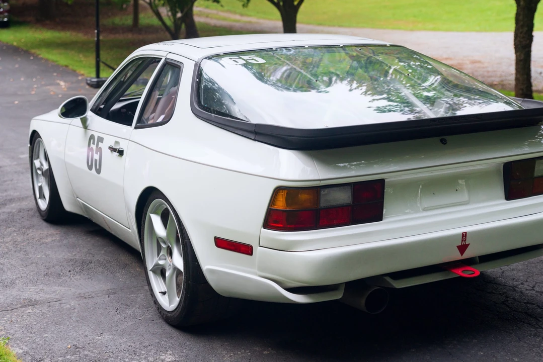 1986 Porsche 944 Turbo - Image 6 of 31