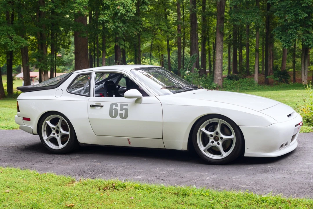 1986 Porsche 944 Turbo - Image 8 of 31