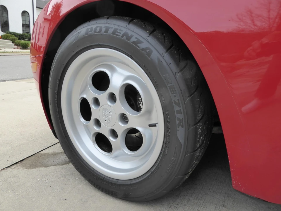 1986 Porsche 944 Turbo - Image 22 of 31