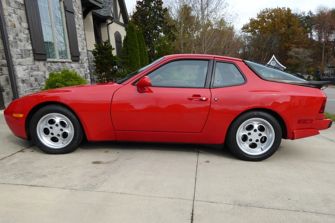 1986 Porsche 944 Turbo - Image 5 of 31