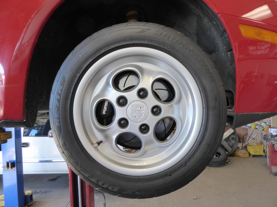 1986 Porsche 944 Turbo - Image 26 of 31