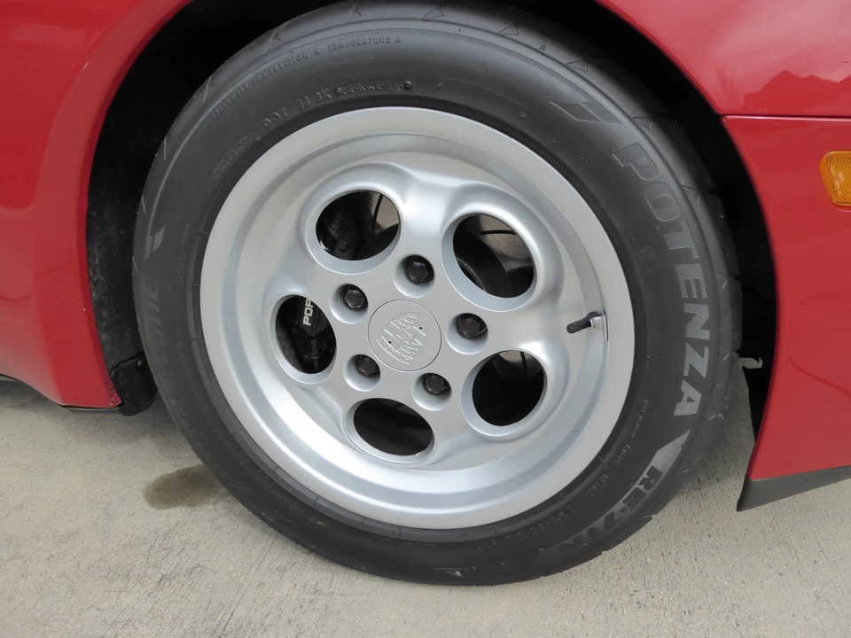 1986 Porsche 944 Turbo - Image 19 of 31