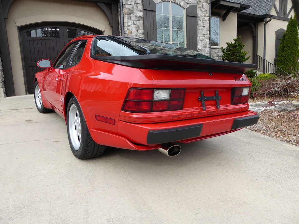 1986 Porsche 944 Turbo - Image 7 of 31