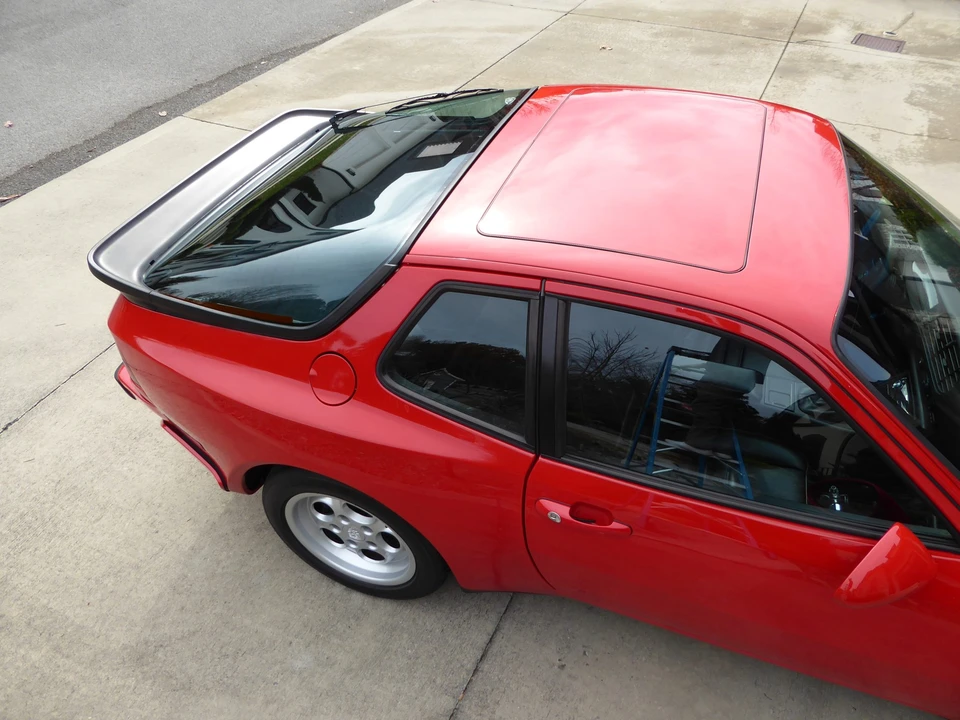 1986 Porsche 944 Turbo - Image 11 of 31