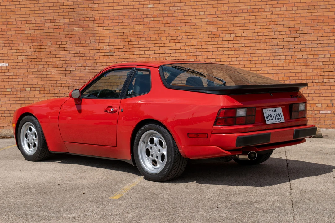 1986 Porsche 944 Turbo - Image 9 of 31
