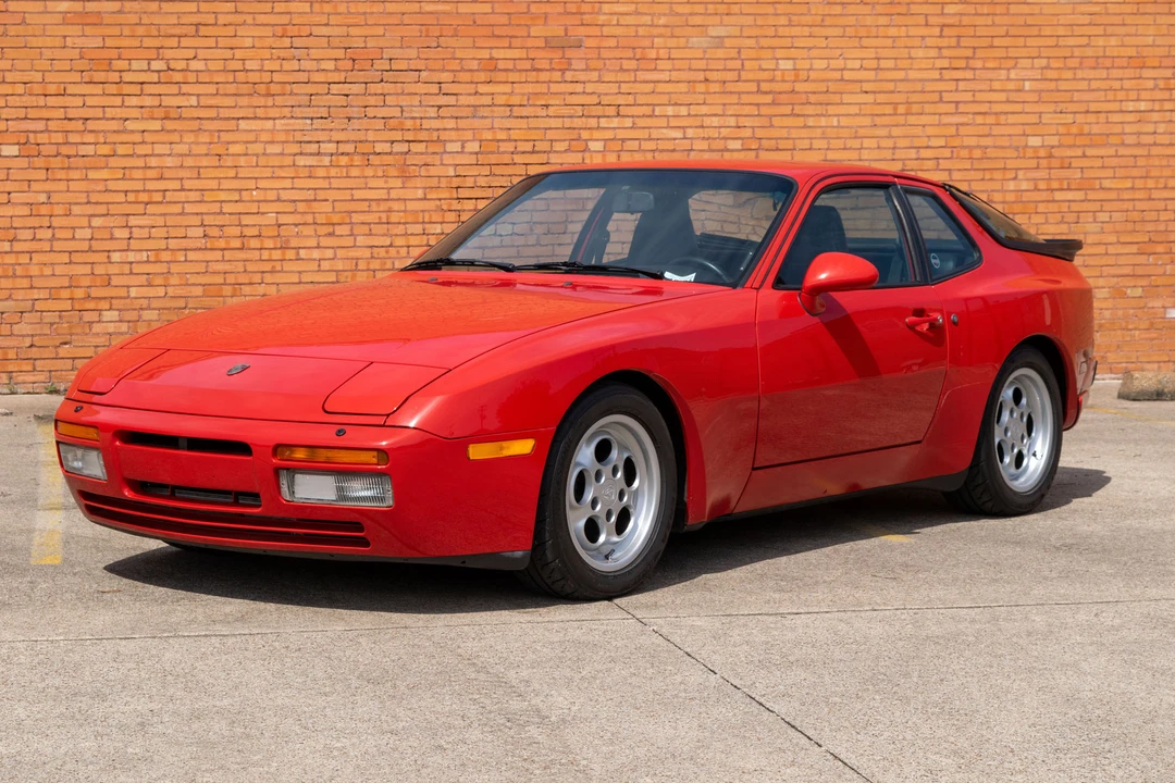 1986 Porsche 944 Turbo - Image 10 of 31